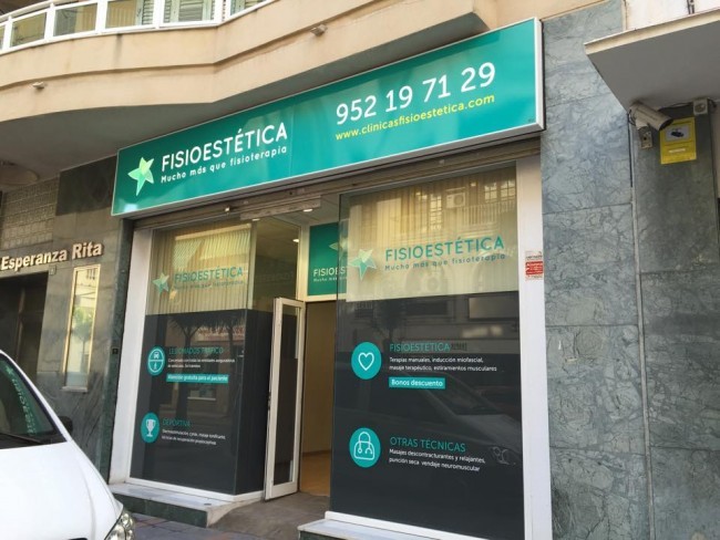 Montaje profesional de rótulo exterior en la Costa del Sol